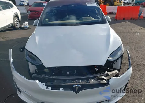 2025 Tesla Model X Long Range z USA, uszkodzony, nr VIN 7SAXCDE5XSF465748